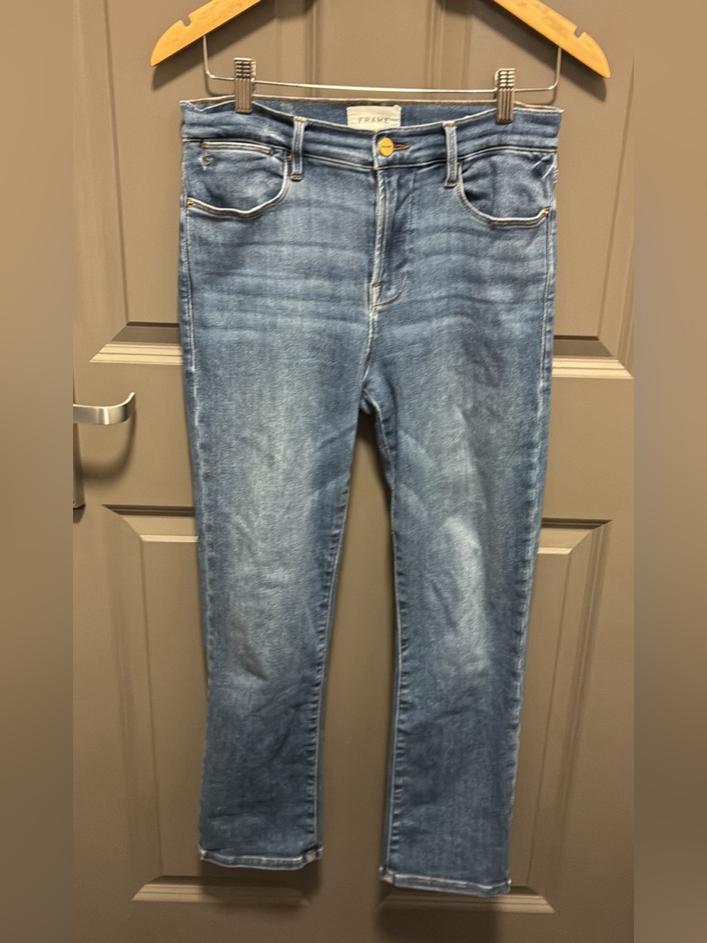 Frame Denim Medium Wash Straight Leg Jeans — Light Blue